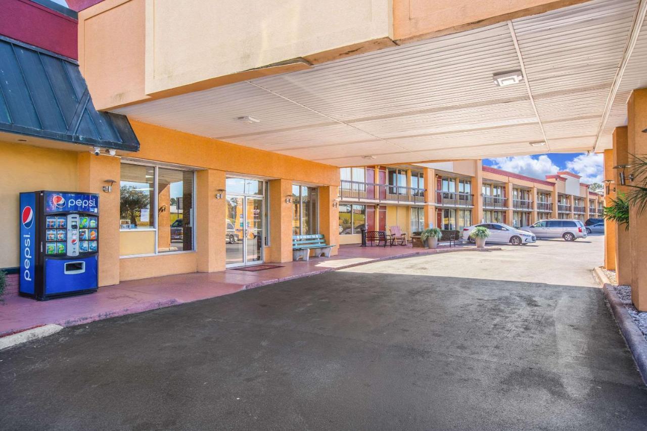 Econo Lodge Choice Hotels I 95 Savannah Gateway 24 Hour Fitness Center On Site Guest Laundry On Site Perkins Restaurant Georgetown Kültér fotó