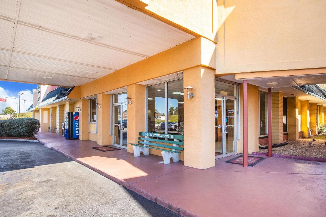 Econo Lodge Choice Hotels I 95 Savannah Gateway 24 Hour Fitness Center On Site Guest Laundry On Site Perkins Restaurant Georgetown Kültér fotó